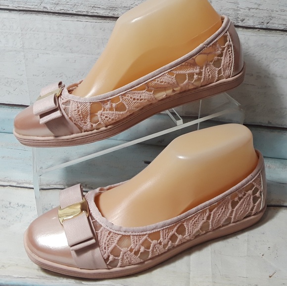 Soft Style by Hush puppies Lace Flats Slip On 7.5 - Picture 2 of 8